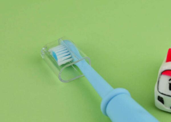 兒童電動牙刷選擇：兒童電動牙刷這樣選！不怕寶寶刷不好牙！