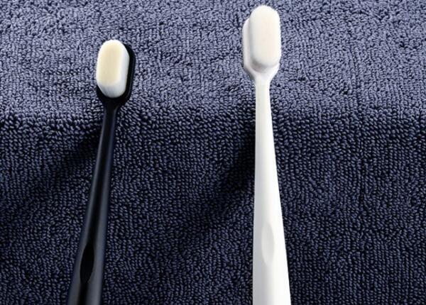 成人超細(xì)毛牙刷好用嗎？超細(xì)毛牙刷讓牙齒洗得徹底！