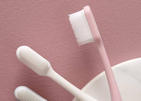 成人超細(xì)毛牙刷怎么用？成人牙刷的正確使用方法