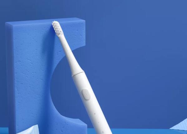 不同電動牙刷怎么選擇好？電動牙刷常見類型選購技巧